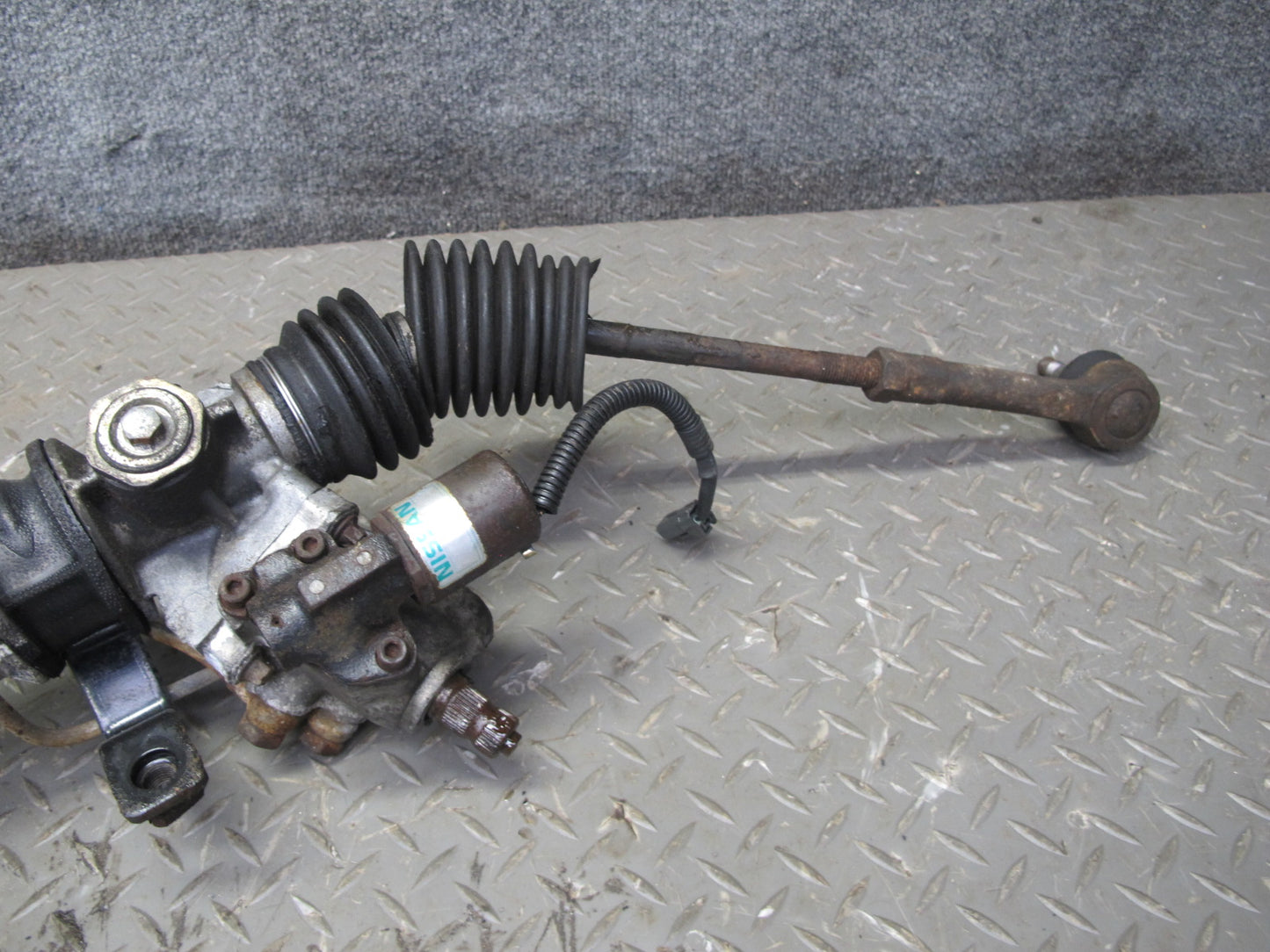 90-96 Nissan Z32 300ZX NON Turbo Power Steering Rack & Pinion OEM