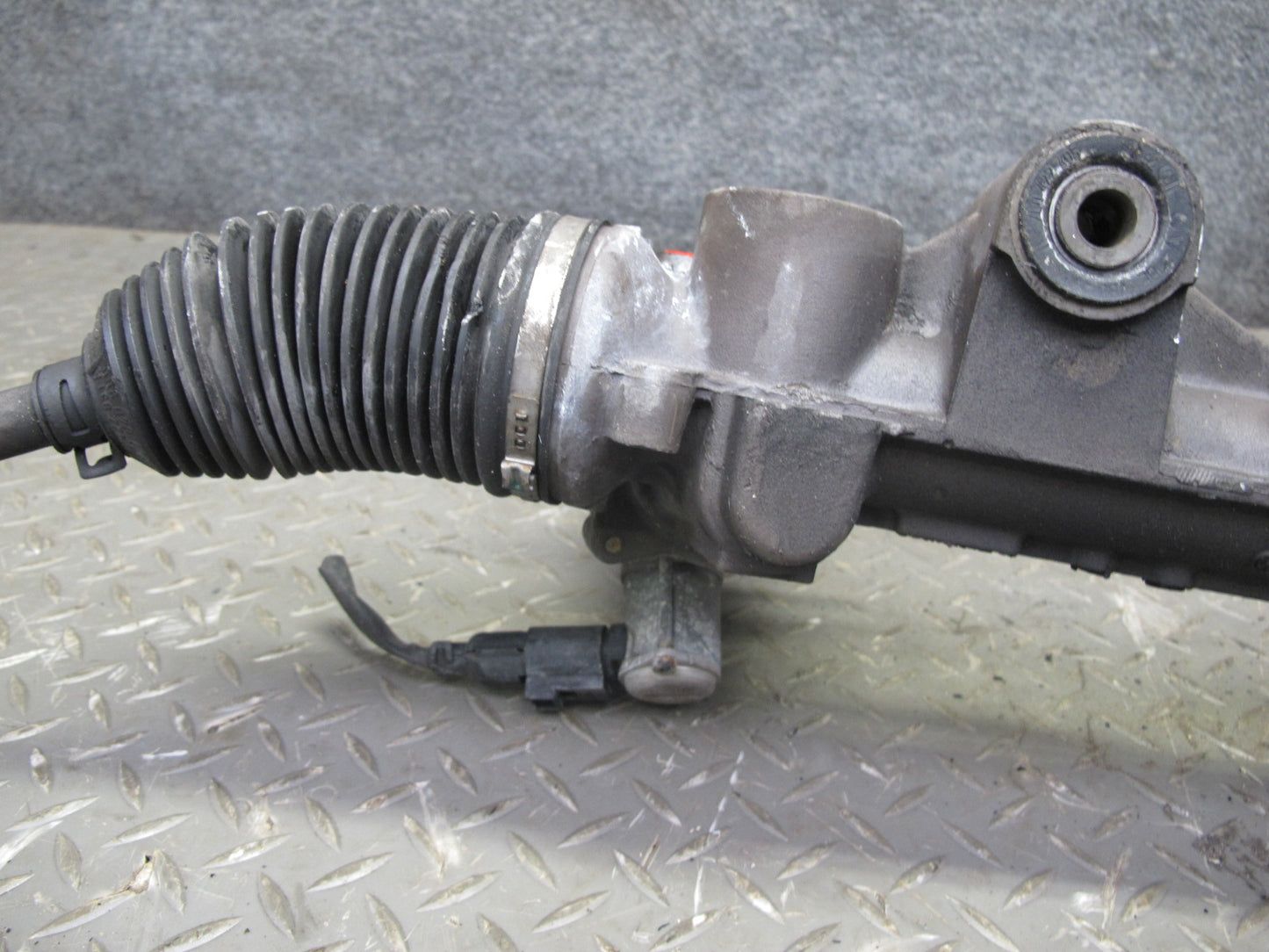 2011-2018 Porsche Cayenne 958 Power Steering Rack & Pinion Gear 7P5422055N
