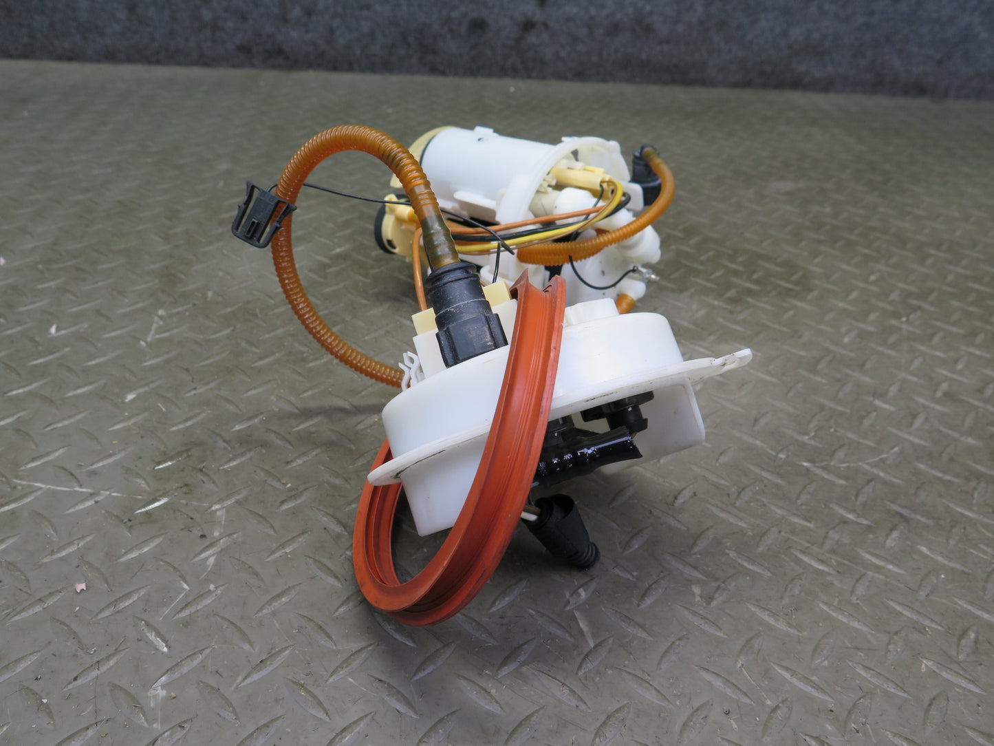 17-20 Porsche Panamera 971 3.0L Fuel Pump Assembly