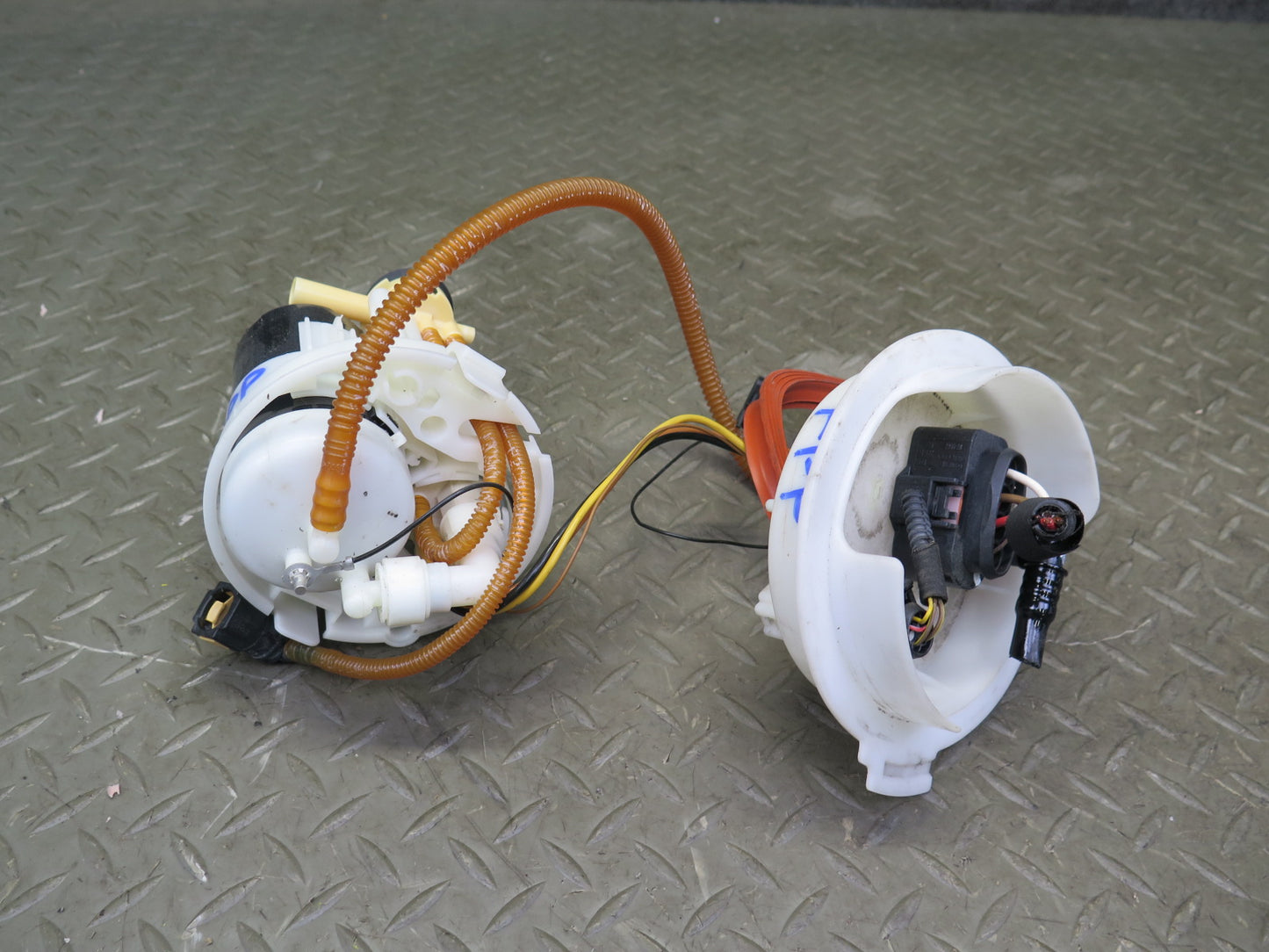 17-20 Porsche Panamera 971 3.0L Fuel Pump Assembly