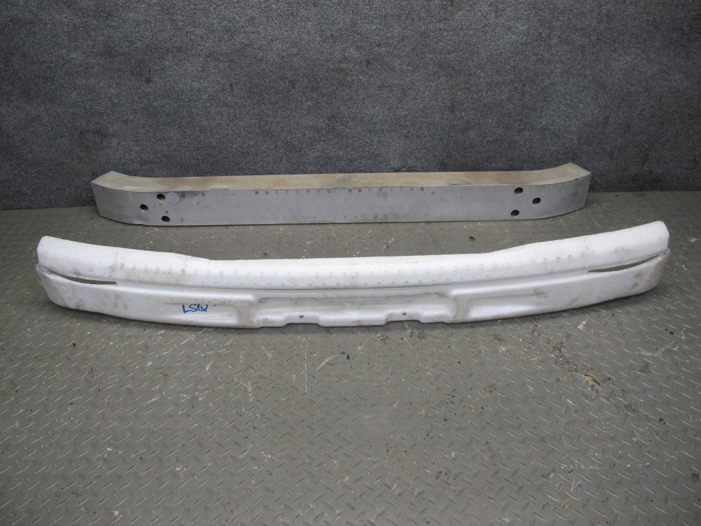 98-00 Lexus UCF20L LS400 Front Bumper Impact Reinforcement Bar w Foam OEM