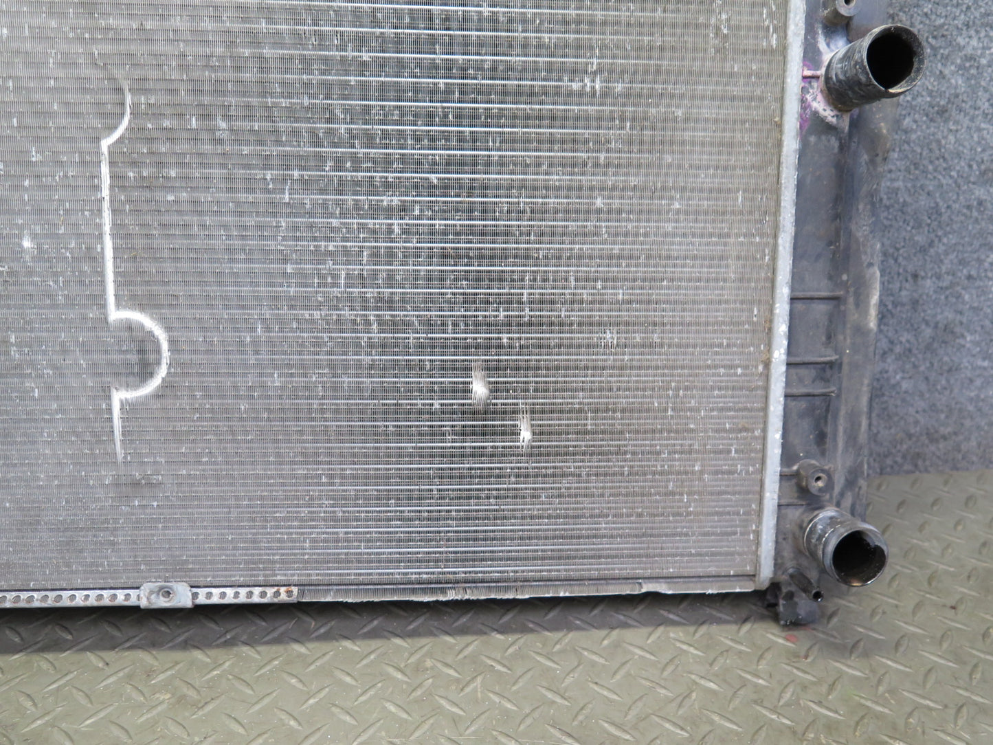 2000 VW Eurovan T4 2.8L Engine Radiator A/C Condenser Oil Cooler Assembly OEM