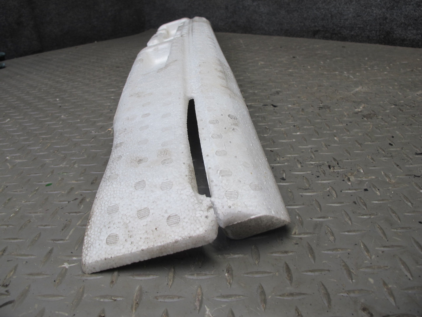 98-00 Lexus UCF20L LS400 Front Bumper Impact Reinforcement Bar w Foam OEM