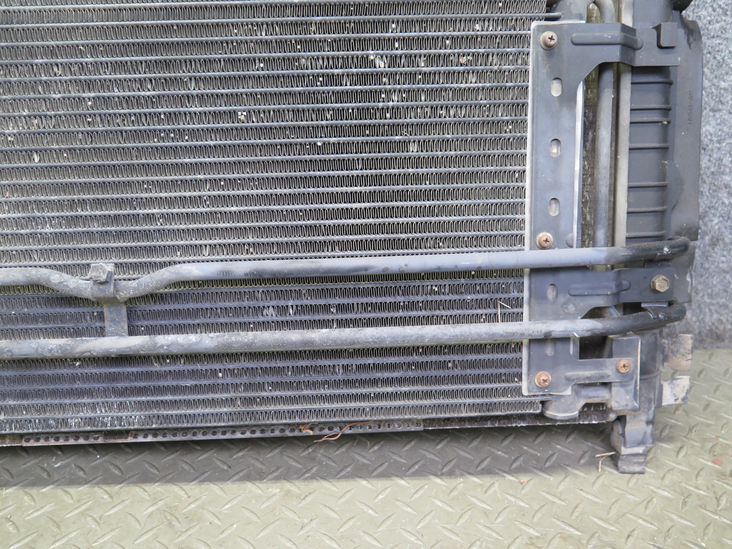 2000 VW Eurovan T4 2.8L Engine Radiator A/C Condenser Oil Cooler Assembly OEM