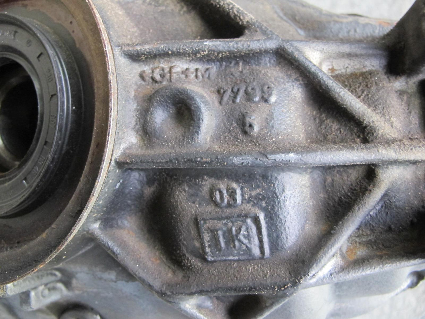 03-06 Mercedes R230 SL600 Rear Differential Carrier 2.65 Ratio 84k Miles OEM