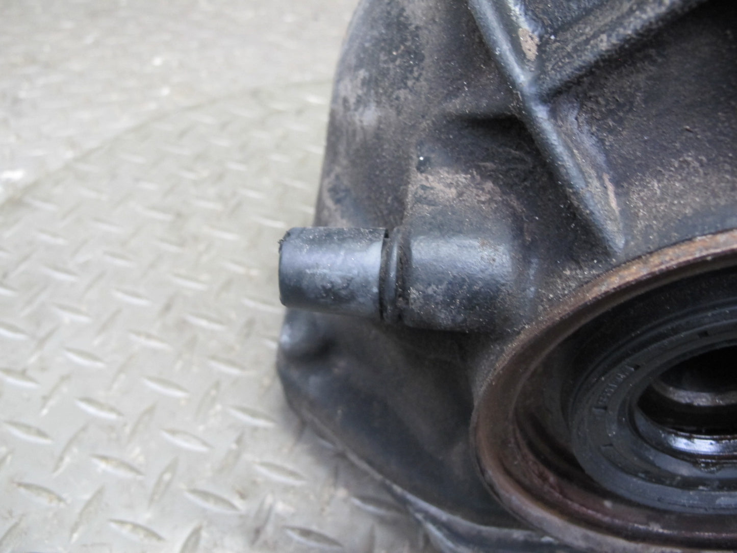 03-06 Mercedes R230 SL600 Rear Differential Carrier 2.65 Ratio 84k Miles OEM