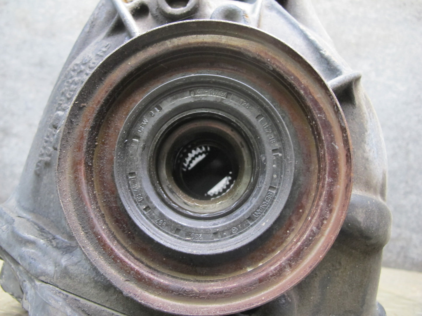 03-06 Mercedes R230 SL600 Rear Differential Carrier 2.65 Ratio 84k Miles OEM