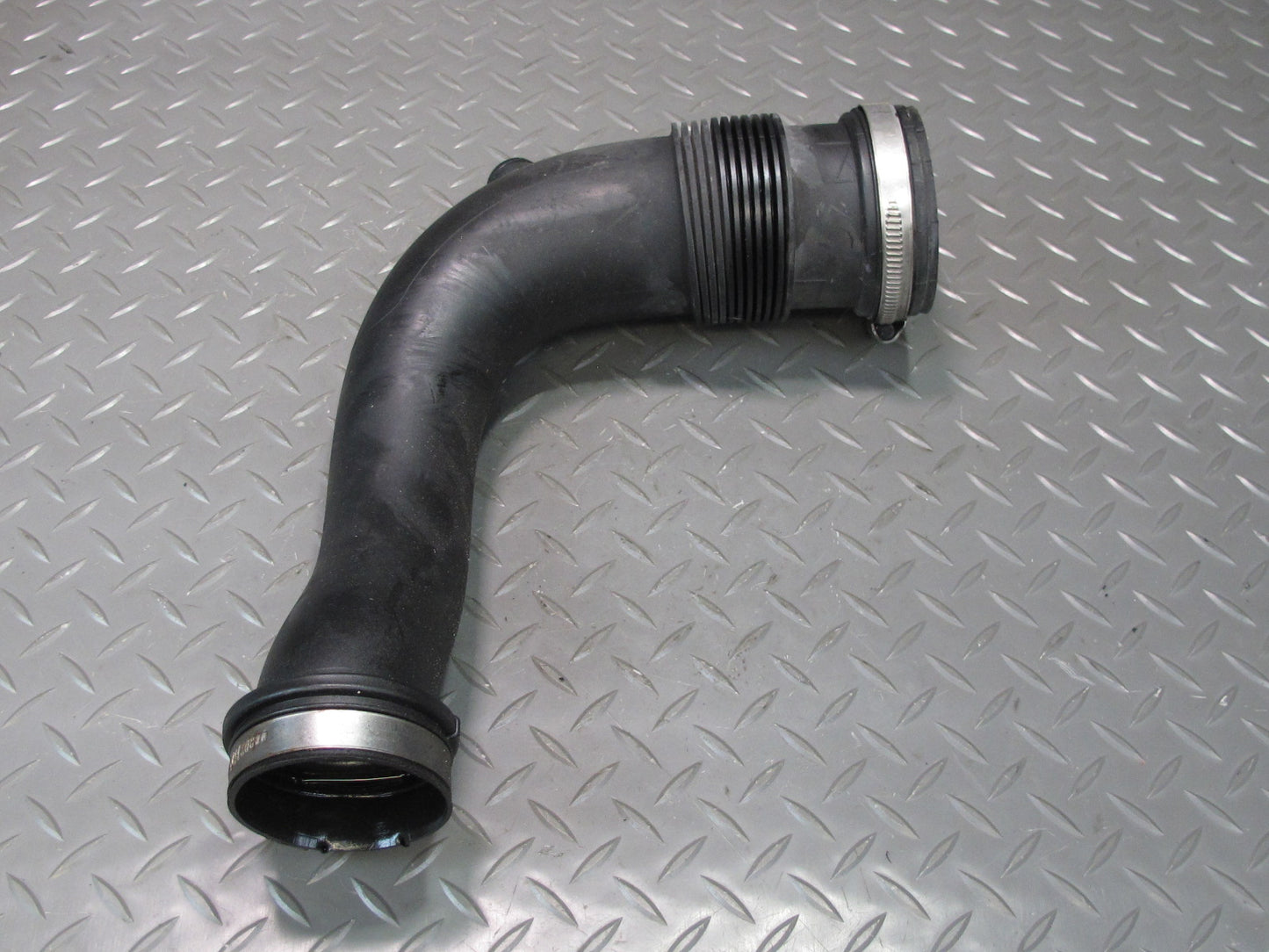 11-18 Porsche Cayenne 958 4.8L Turbo Left & Right Side Air Intake Hose Pipe Set
