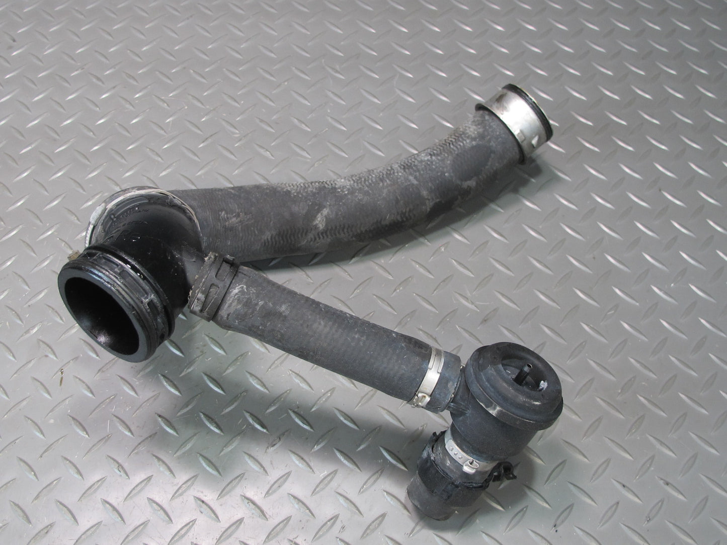 11-18 Porsche Cayenne 958 4.8L Turbo Left & Right Side Air Intake Hose Pipe Set