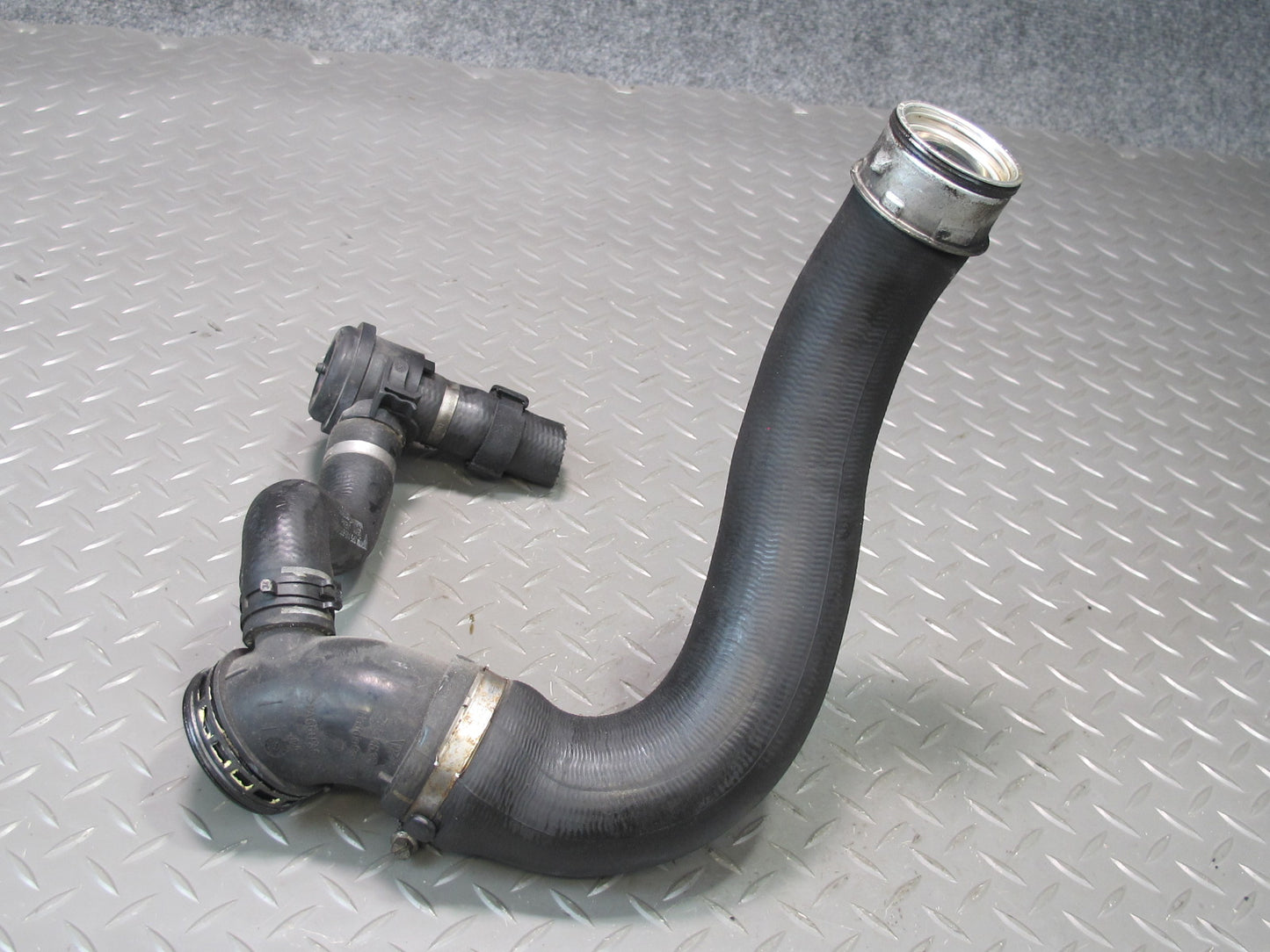 11-18 Porsche Cayenne 958 4.8L Turbo Left & Right Side Air Intake Hose Pipe Set