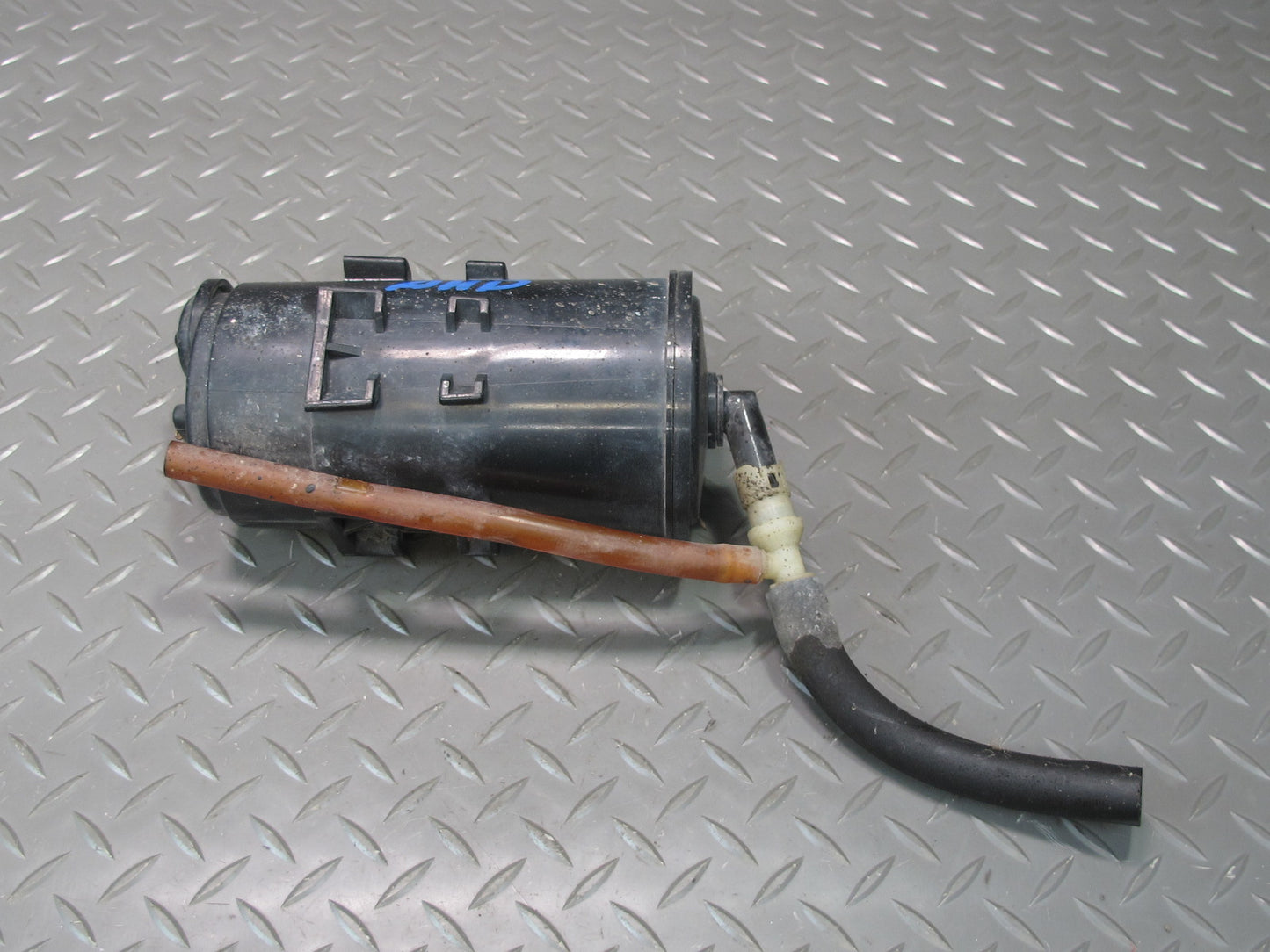 96-97 Honda DEL SOL EH6 Fuel Evap Vapor Charcoal Canister OEM