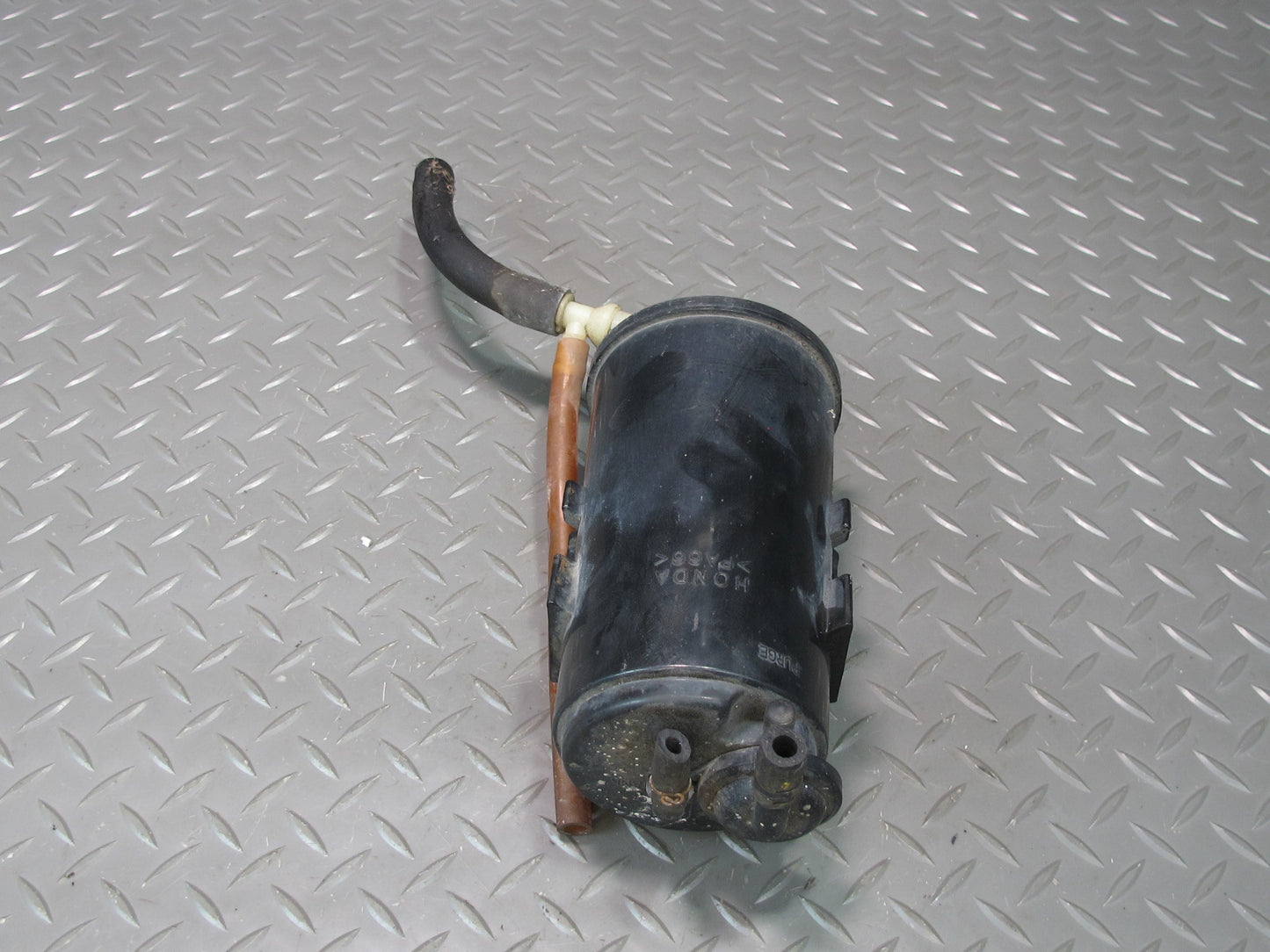 96-97 Honda DEL SOL EH6 Fuel Evap Vapor Charcoal Canister OEM