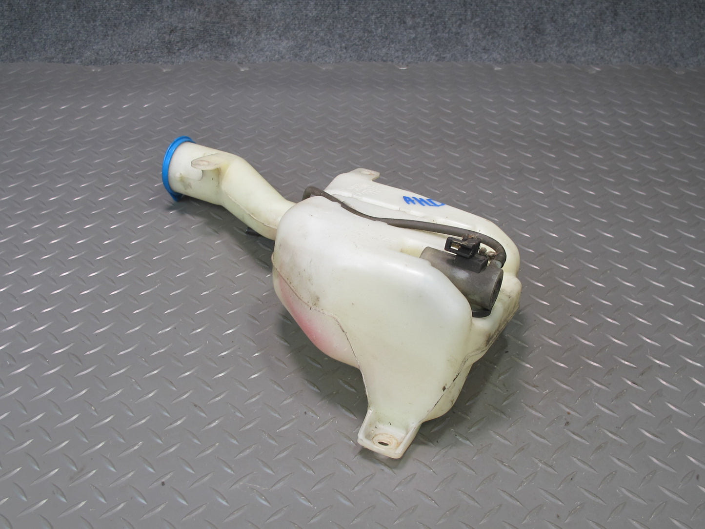 93-97 Honda DEL SOL EH6 Windshield Washer Fluid Reservoir Tank w Pump OEM