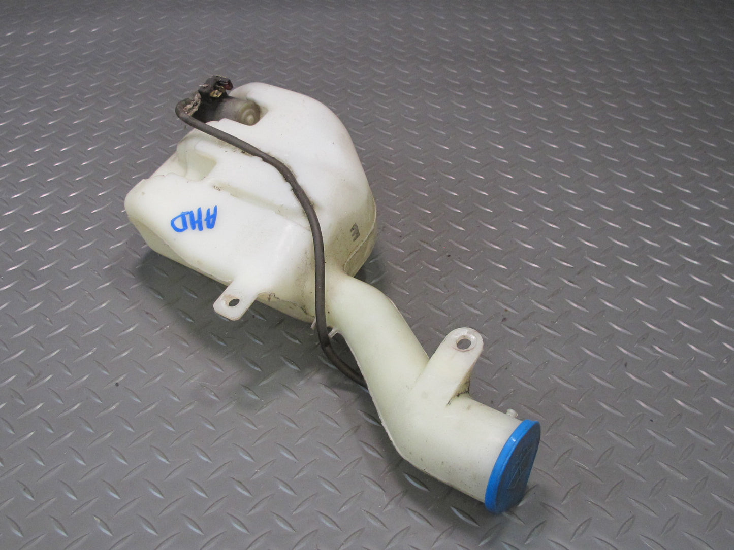 93-97 Honda DEL SOL EH6 Windshield Washer Fluid Reservoir Tank w Pump OEM