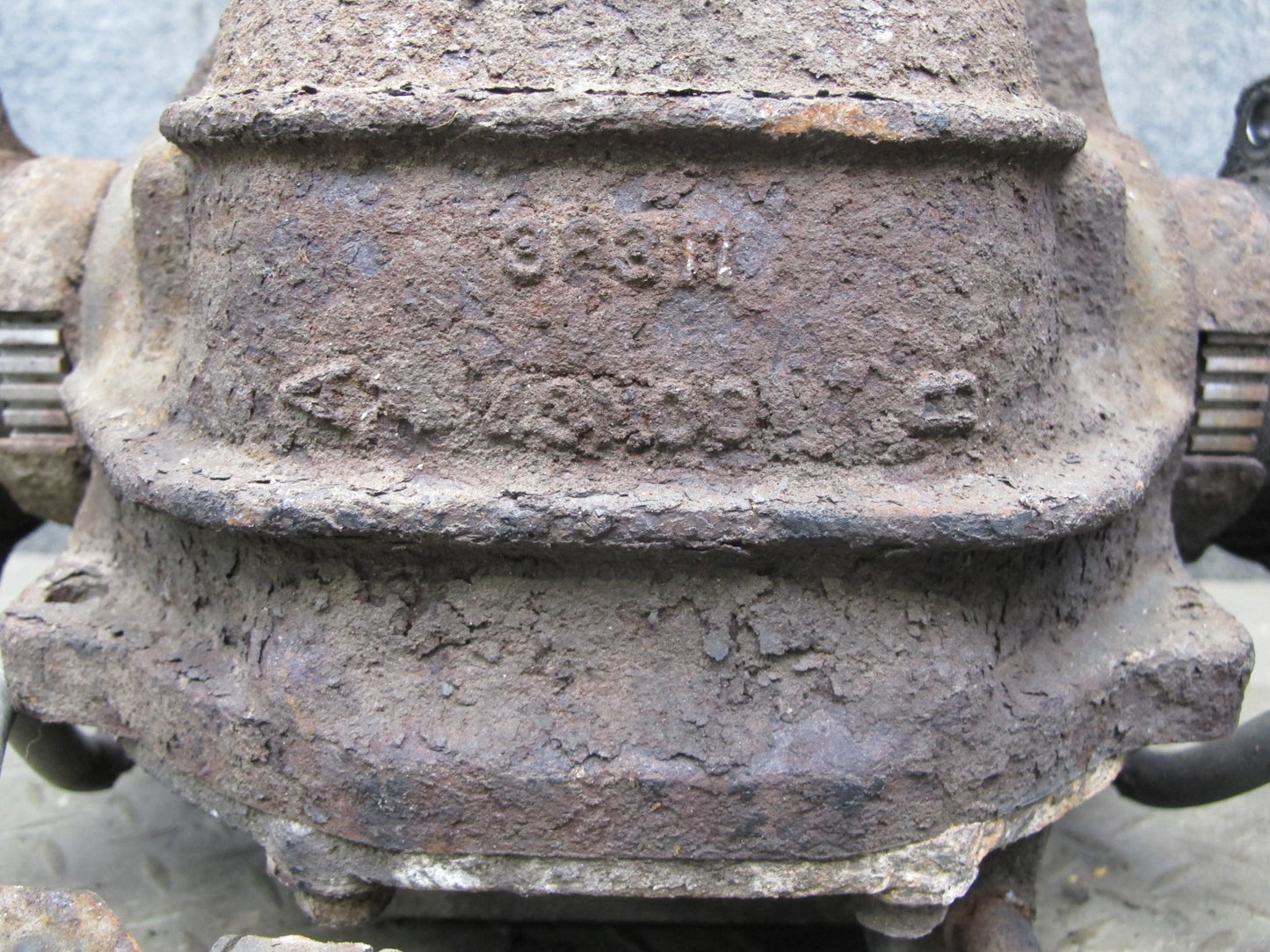 90-91 Nissan 300ZX Z32 NON Turbo Rear Differential Carrier Vlsd 5 Bolt OEM