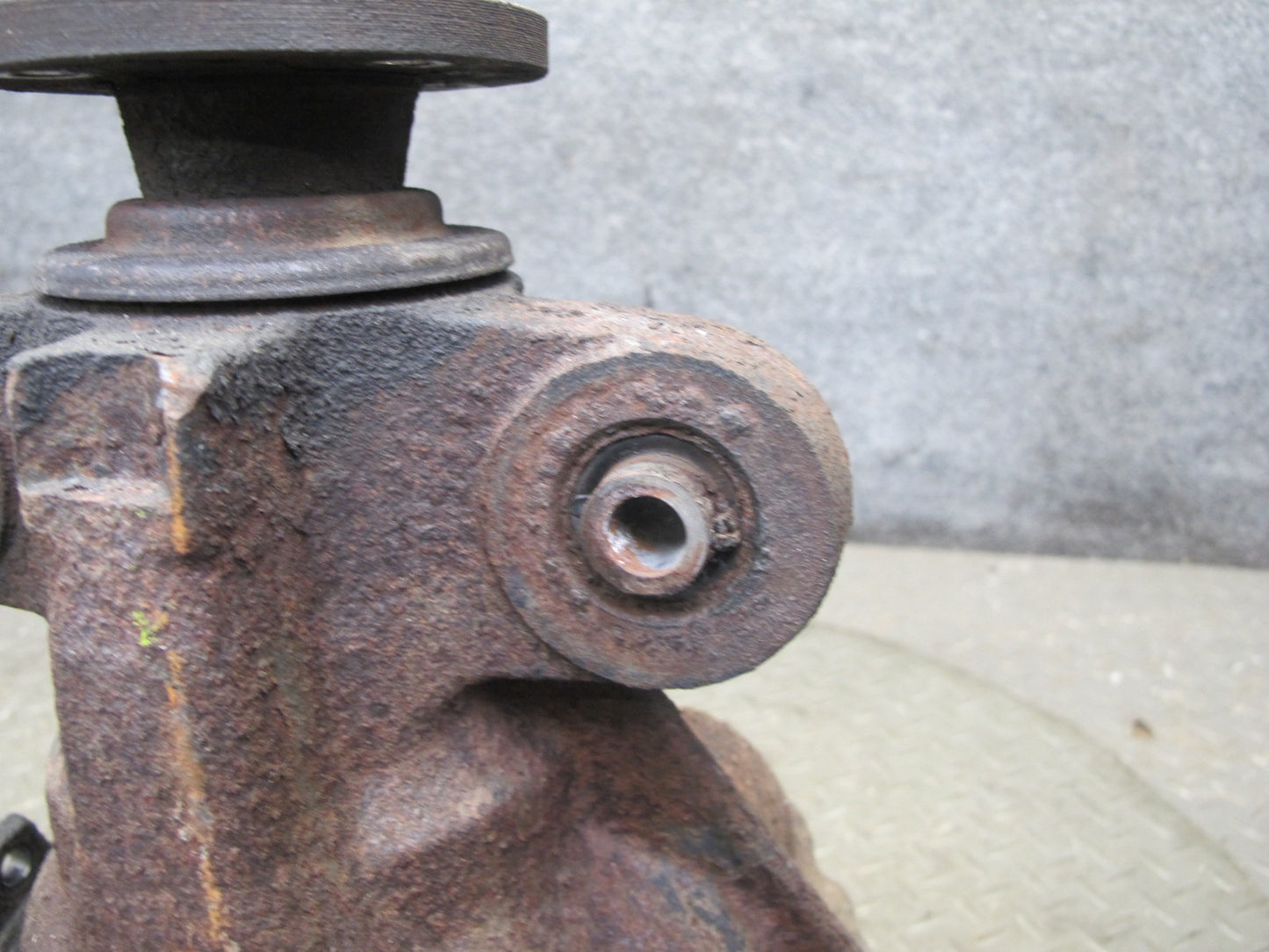 90-91 Nissan 300ZX Z32 NON Turbo Rear Differential Carrier Vlsd 5 Bolt OEM