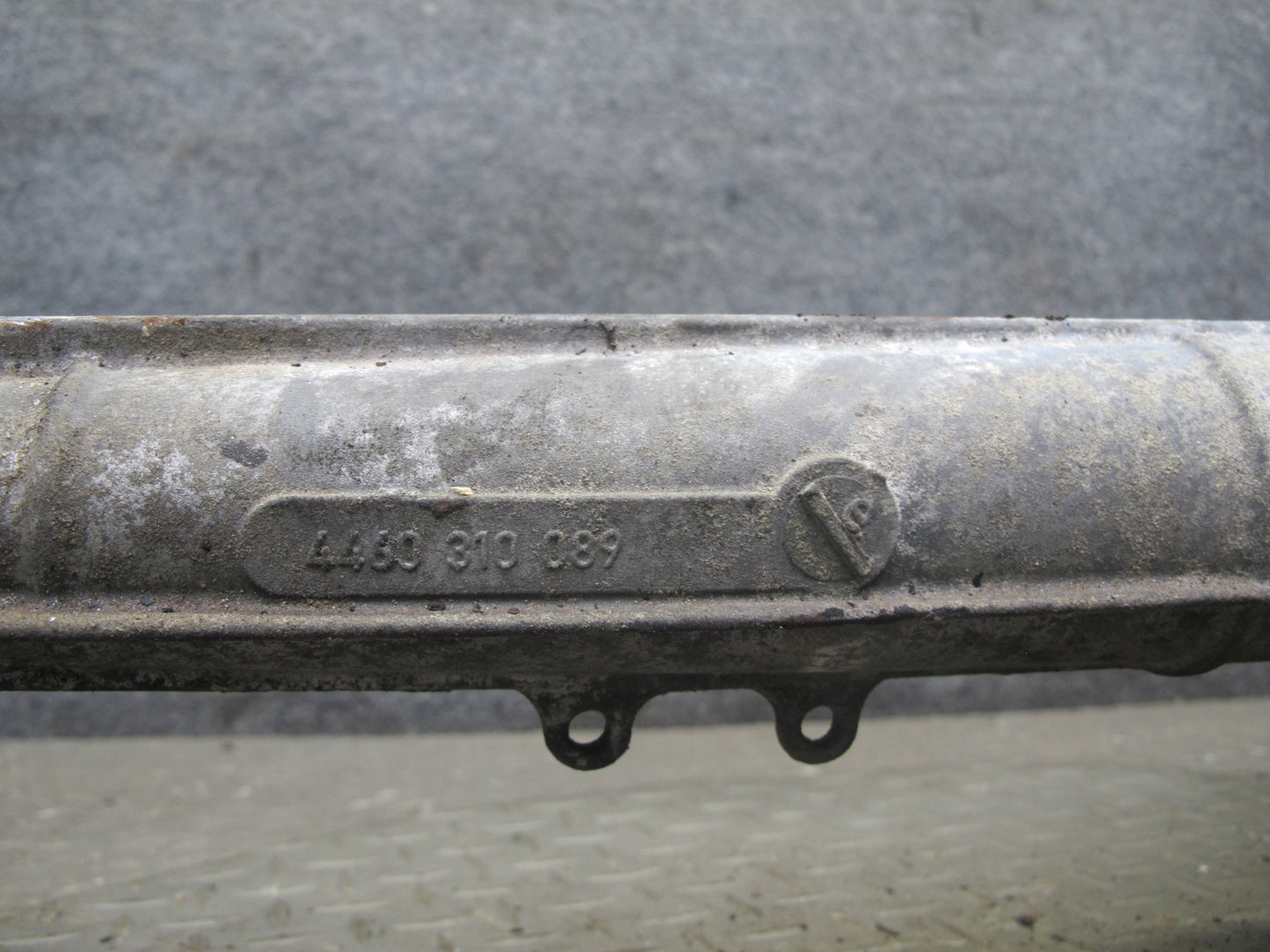 2011-2014 Porsche Cayenne S 958 4.8L Front Axle Differential Carrier 3.09