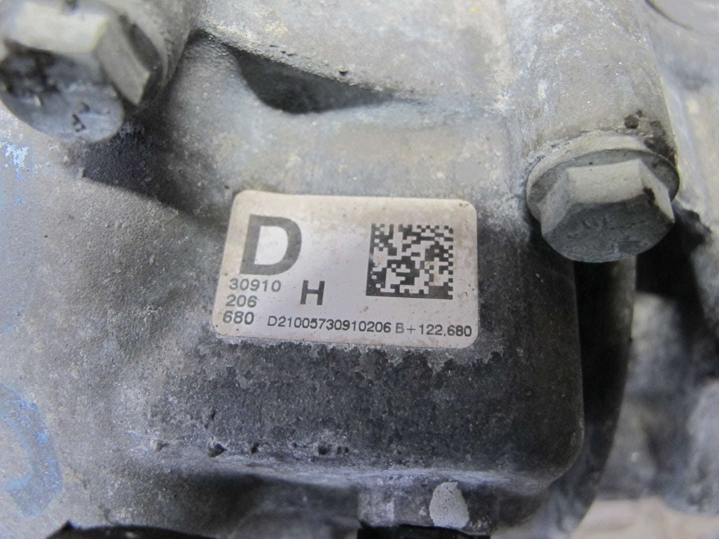 2011-2014 Porsche Cayenne S 958 4.8L Front Axle Differential Carrier 3.09