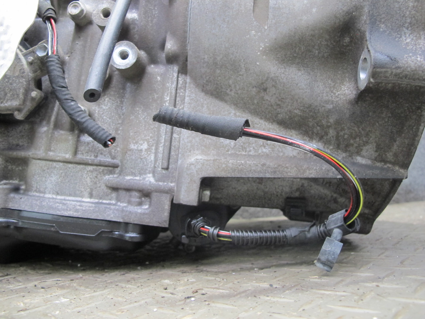 12-18 Porsche Cayenne 958 4.8L Turbo AWD A48.54 TR-82SD Auto Transmission 123K