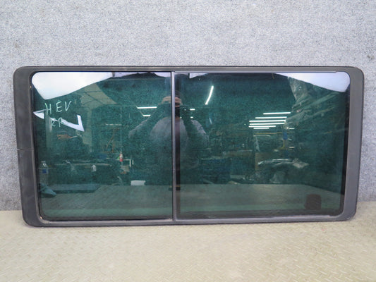 97-00 VW Eurovan T4 Center Right Movable Glass Window OEM