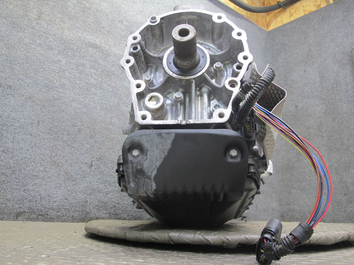 12-18 Porsche Cayenne 958 4.8L Turbo AWD A48.54 TR-82SD Auto Transmission 123K