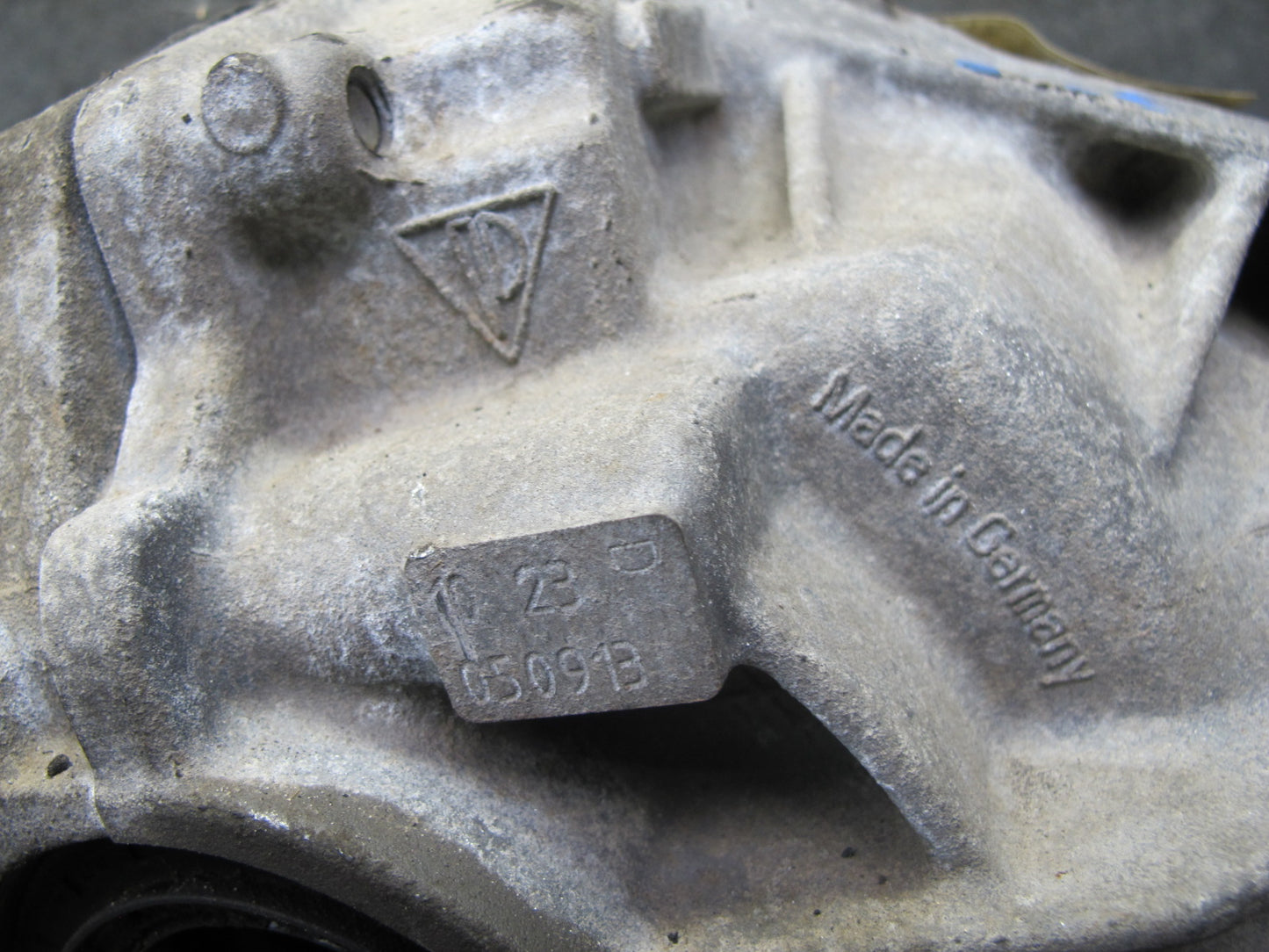 2011-2014 Porsche Cayenne S 958 4.8L Front Axle Differential Carrier 3.09