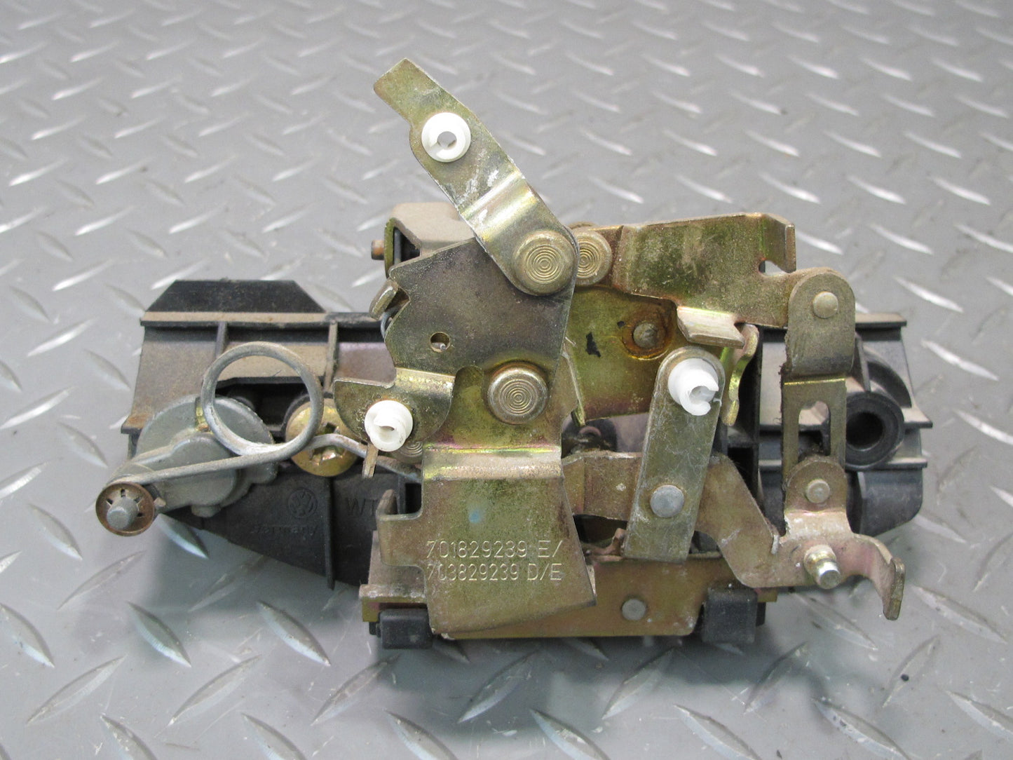 99-03 VW Eurovan T4 A/T Front Rear Door Exterior Handle Ignition Switch Set OEM