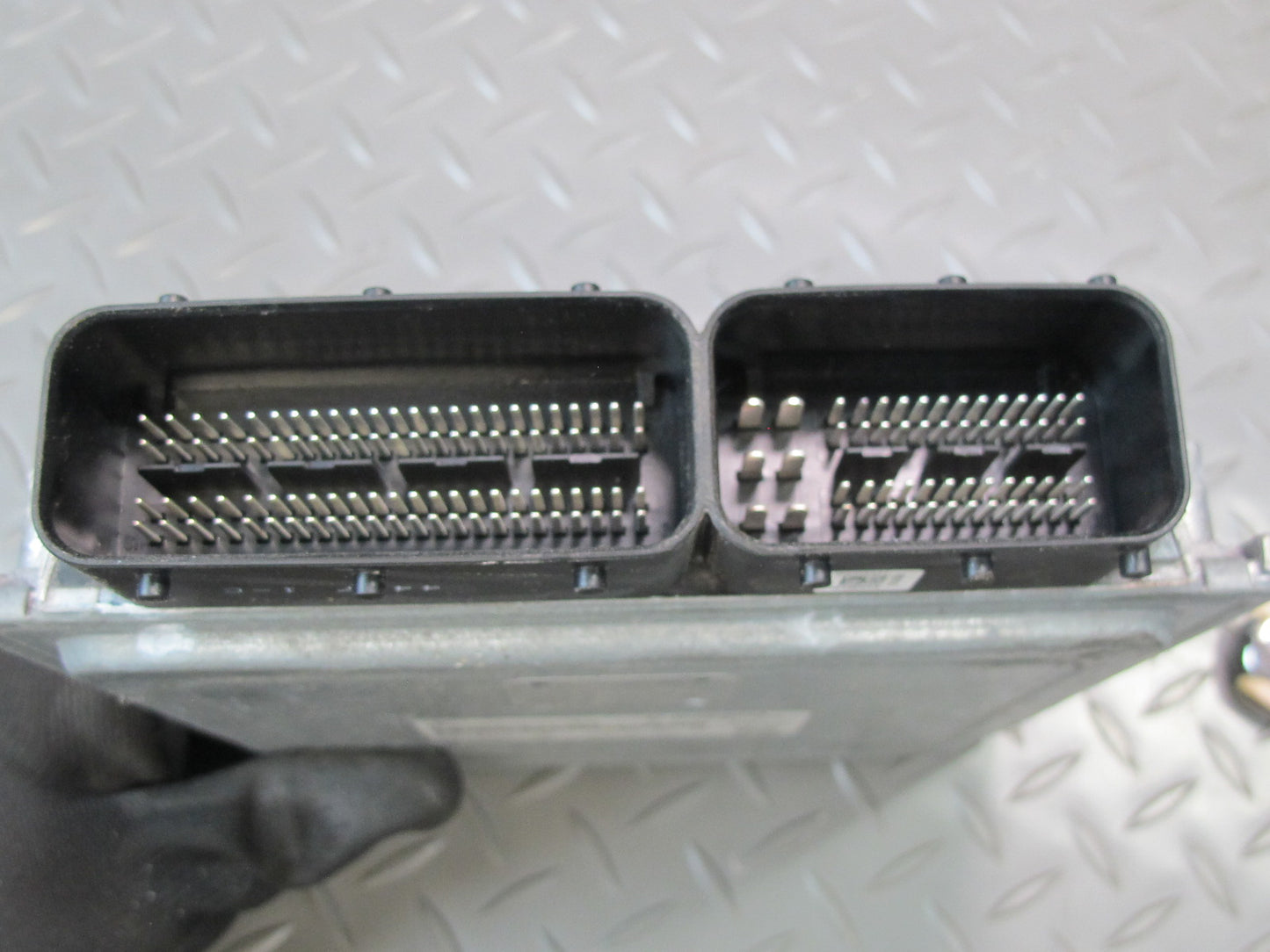 2012 Porsche Cayenne 958 4.8L Turbo ECU Module Ignition Door Lock KEY Set