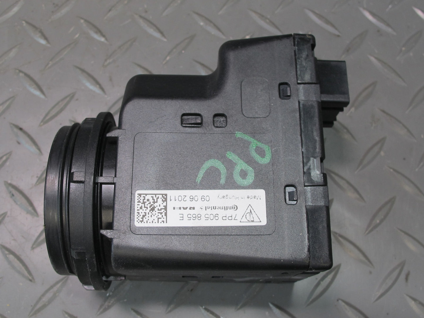 2012 Porsche Cayenne 958 4.8L Turbo ECU Module Ignition Door Lock KEY Set