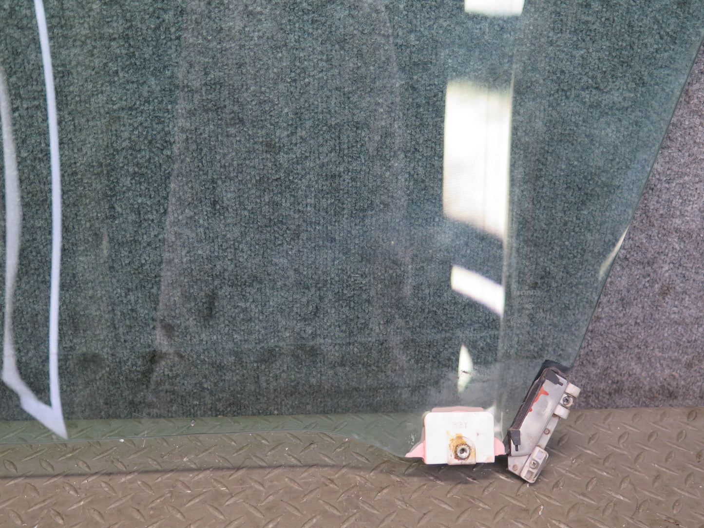 94-97 Honda DEL SOL S EH6 Front Right Passenger Door Glass Window OEM