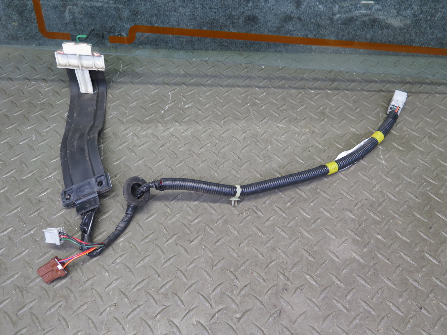 96-97 Honda DEL SOL Rear Back Glass Window w Defrost & Wiring Harness OEM