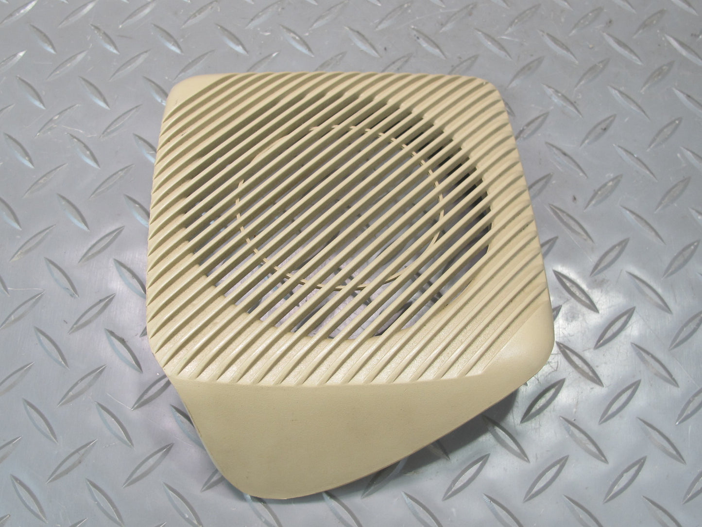 99-03 VW Eurovan T4 Set of 2 Rear Left & Right Speaker Grille Cover OEM