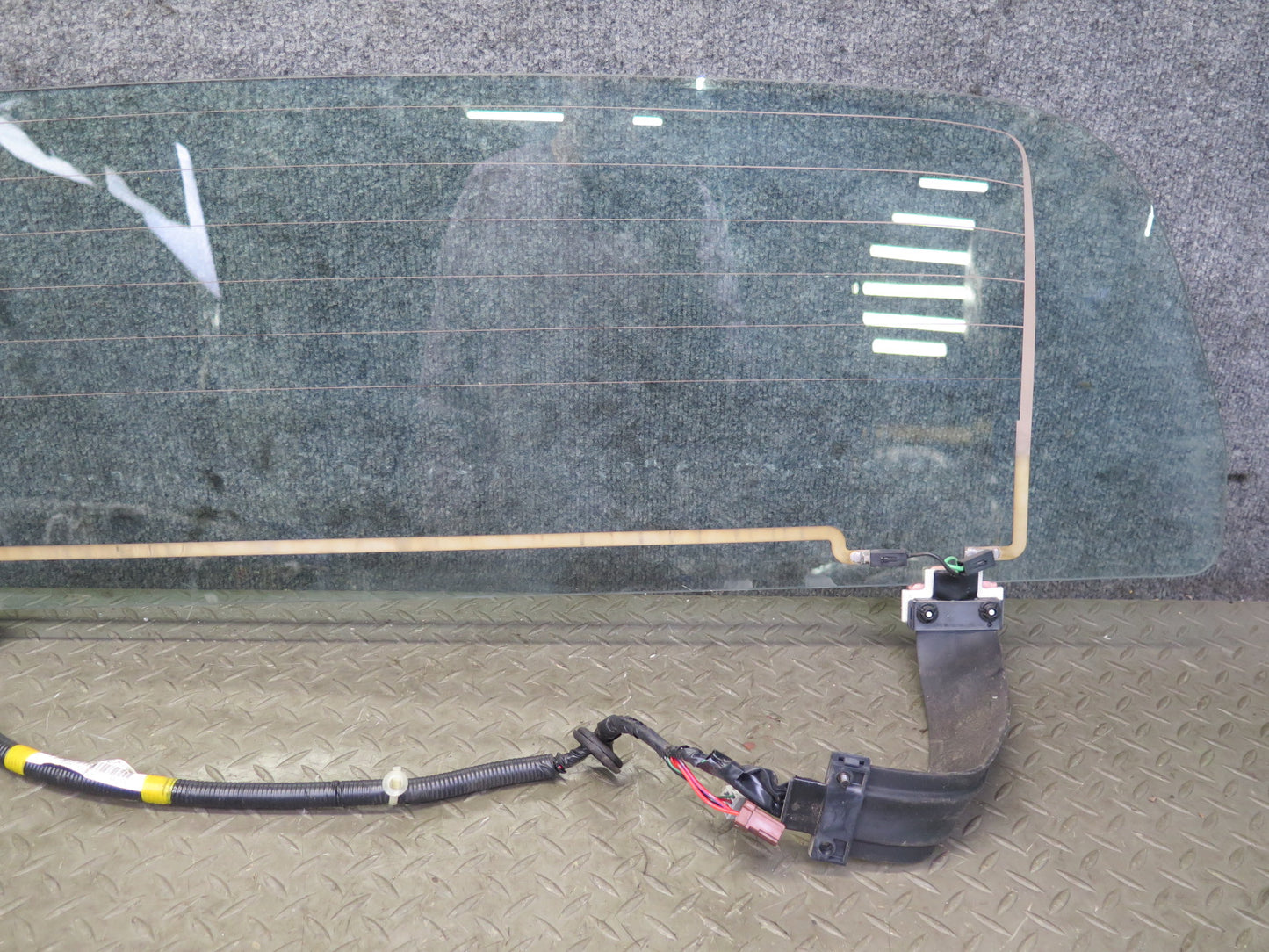 96-97 Honda DEL SOL Rear Back Glass Window w Defrost & Wiring Harness OEM