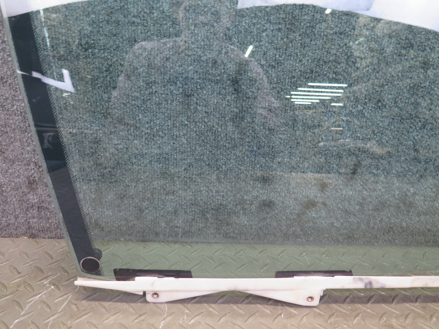 98-00 Lexus UCF20L LS400 Front Right Passenger Door Glass Window OEM