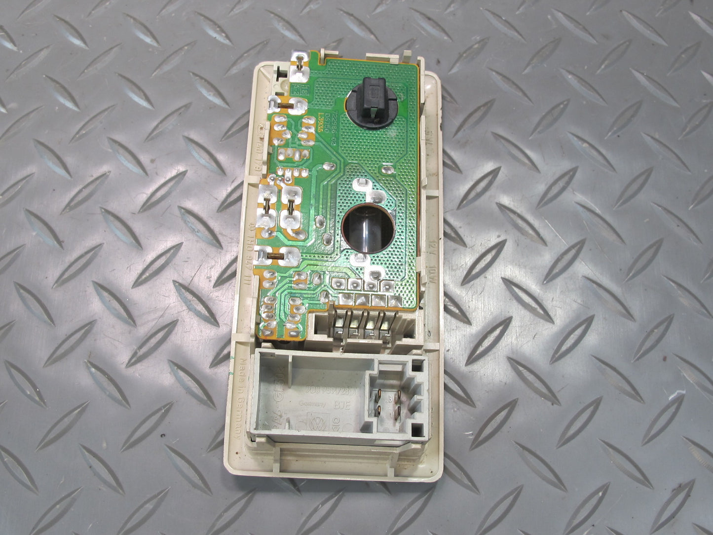 99-03 VW Eurovan T4 Set of 3 Front & Rear Interior Dome Reading Light Lamp OEM