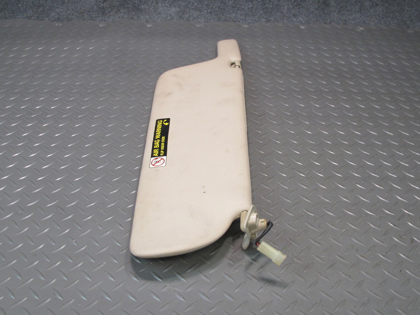 99-03 VW Eurovan T4 Set of 2 Front Left & Right Sun Visor OEM