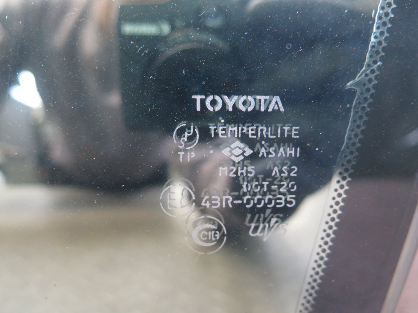 98-00 Lexus UCF20L LS400 Front Left Driver Door Glass Window Tinted OEM