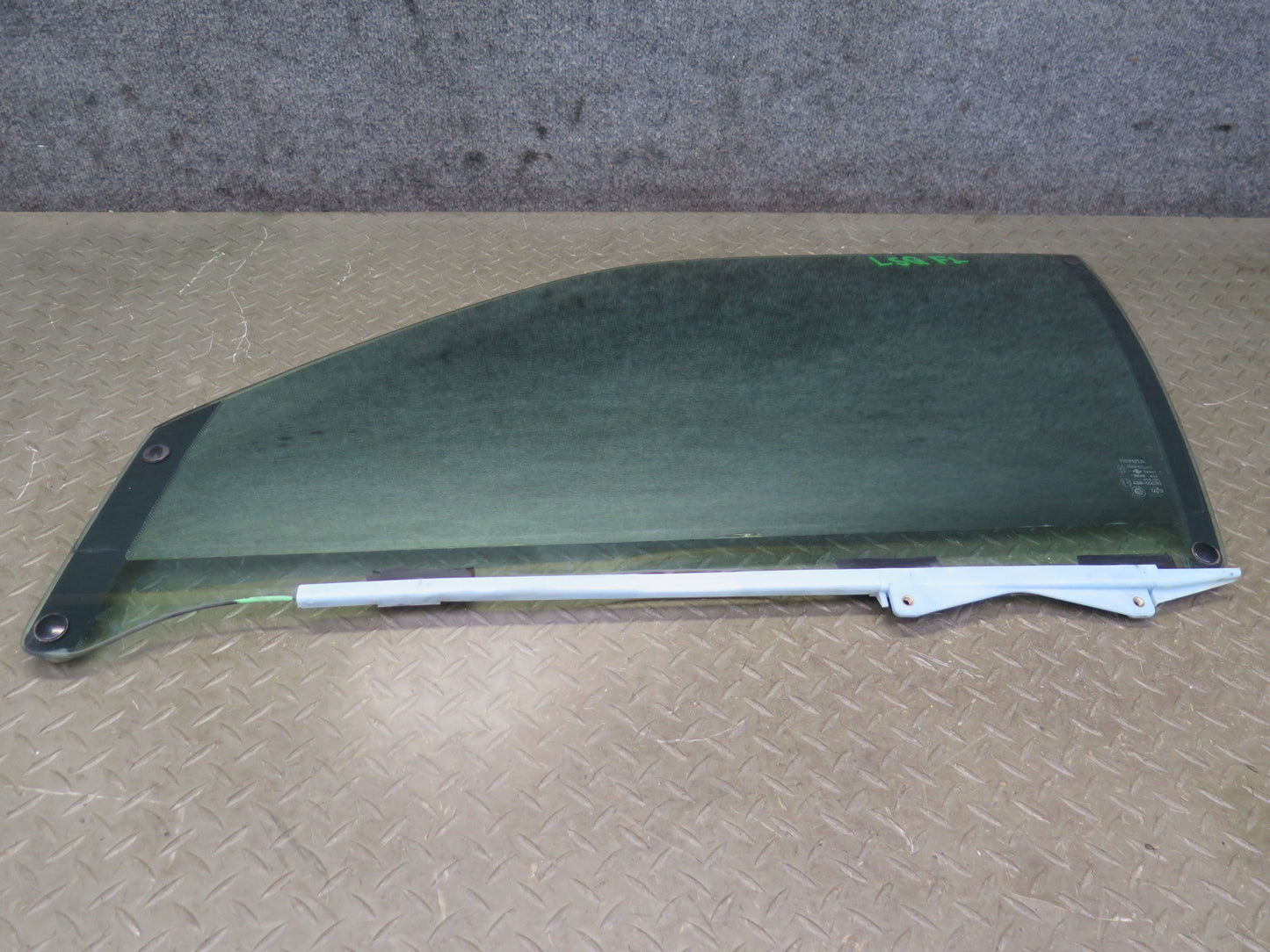 98-00 Lexus UCF20L LS400 Front Left Driver Door Glass Window Tinted OEM