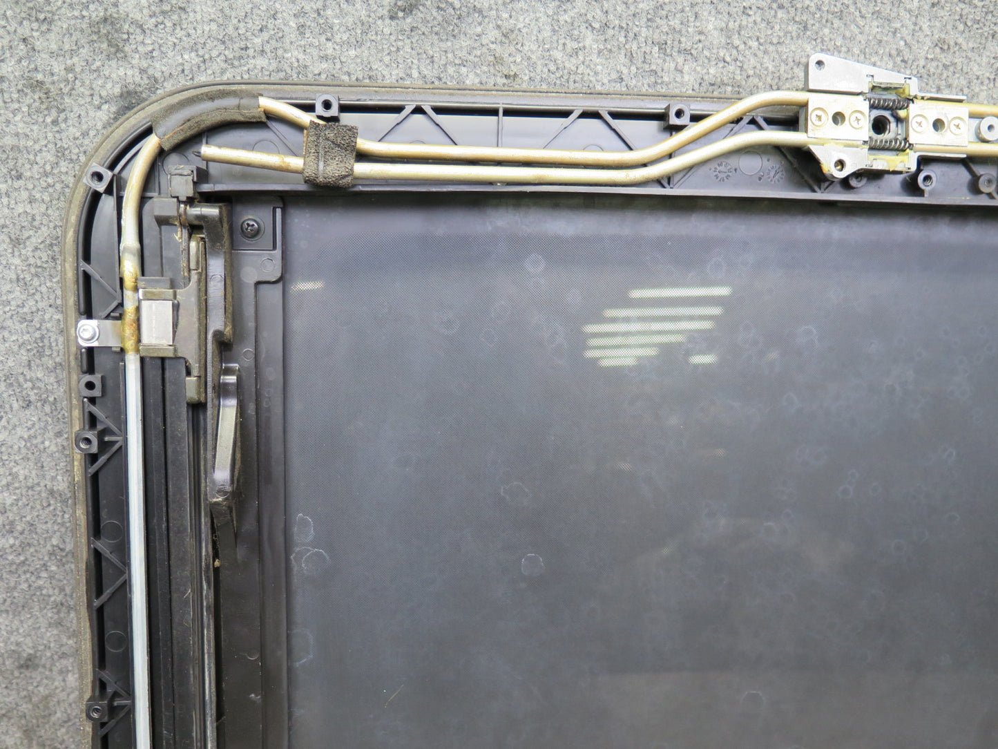 97-03 VW Eurovan T4 Sunroof Glass Window Assembly OEM