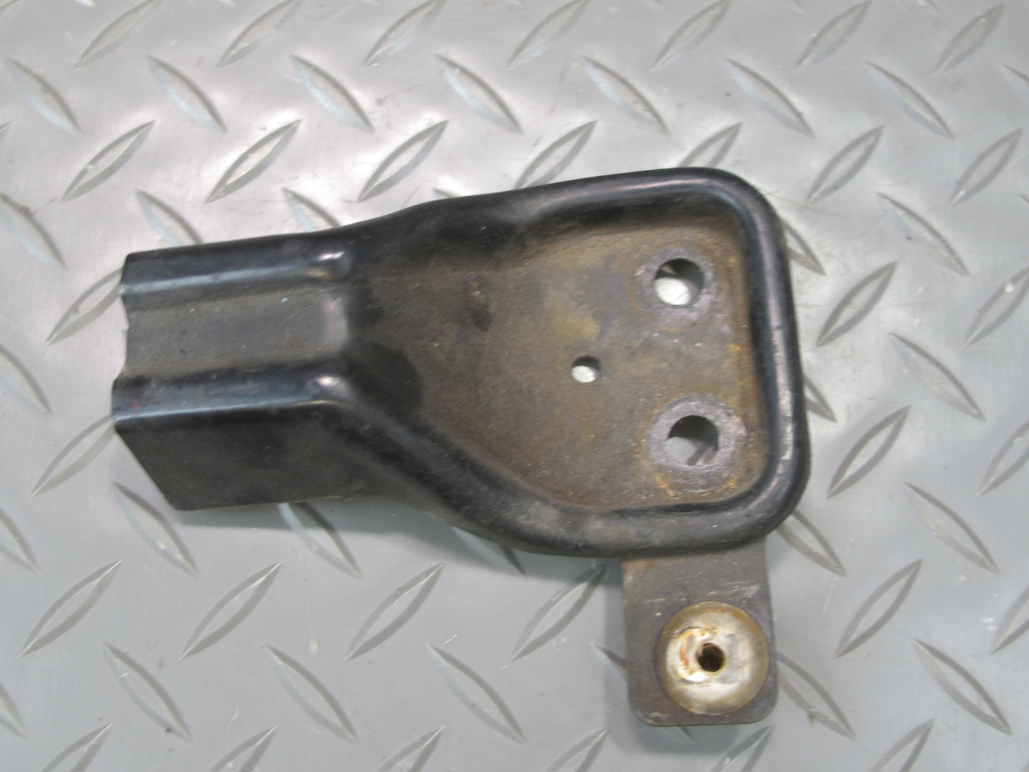 92-00 Lexus JZZ31L SC400 SC300 Engine Radiator Upper Mount Bracket Set OEM