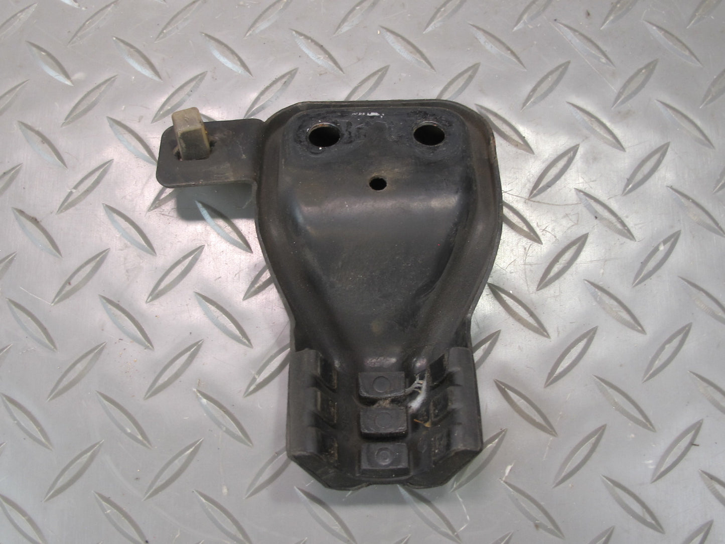 92-00 Lexus JZZ31L SC400 SC300 Engine Radiator Upper Mount Bracket Set OEM