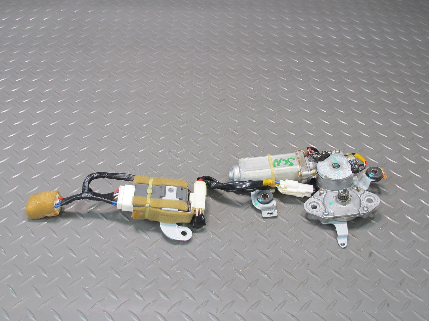 96-00 Lexus JZZ31L SC400 SC300 Sunroof Motor Drive Unit w Relay OEM