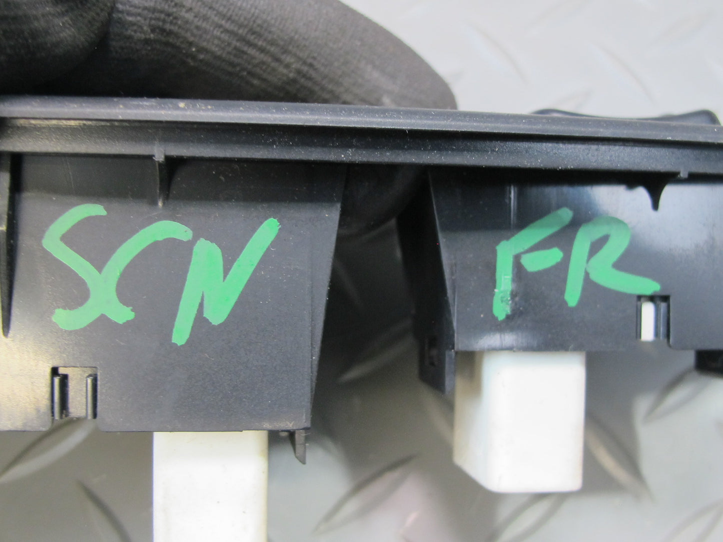 92-00 Lexus JZZ31L SC400 SC300 Right Passenger Door Window Switch Black OEM