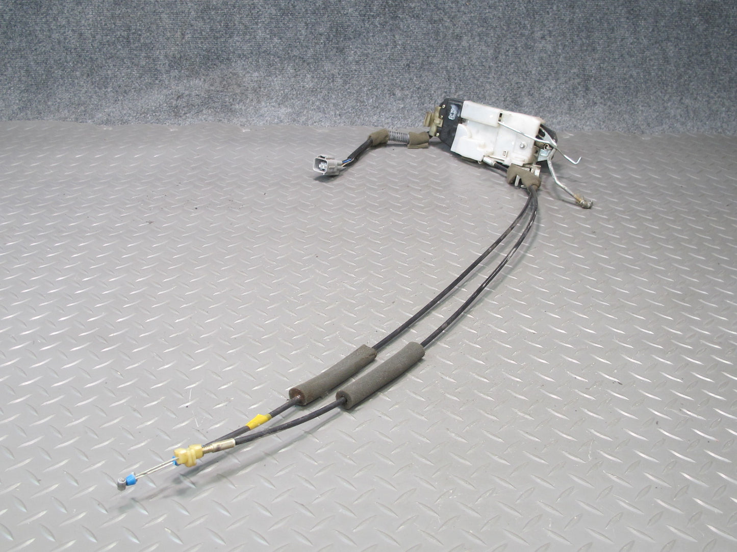 92-00 Lexus JZZ31L SC400 SC300 Front Right Pass Door Lock Latch Actuator OEM