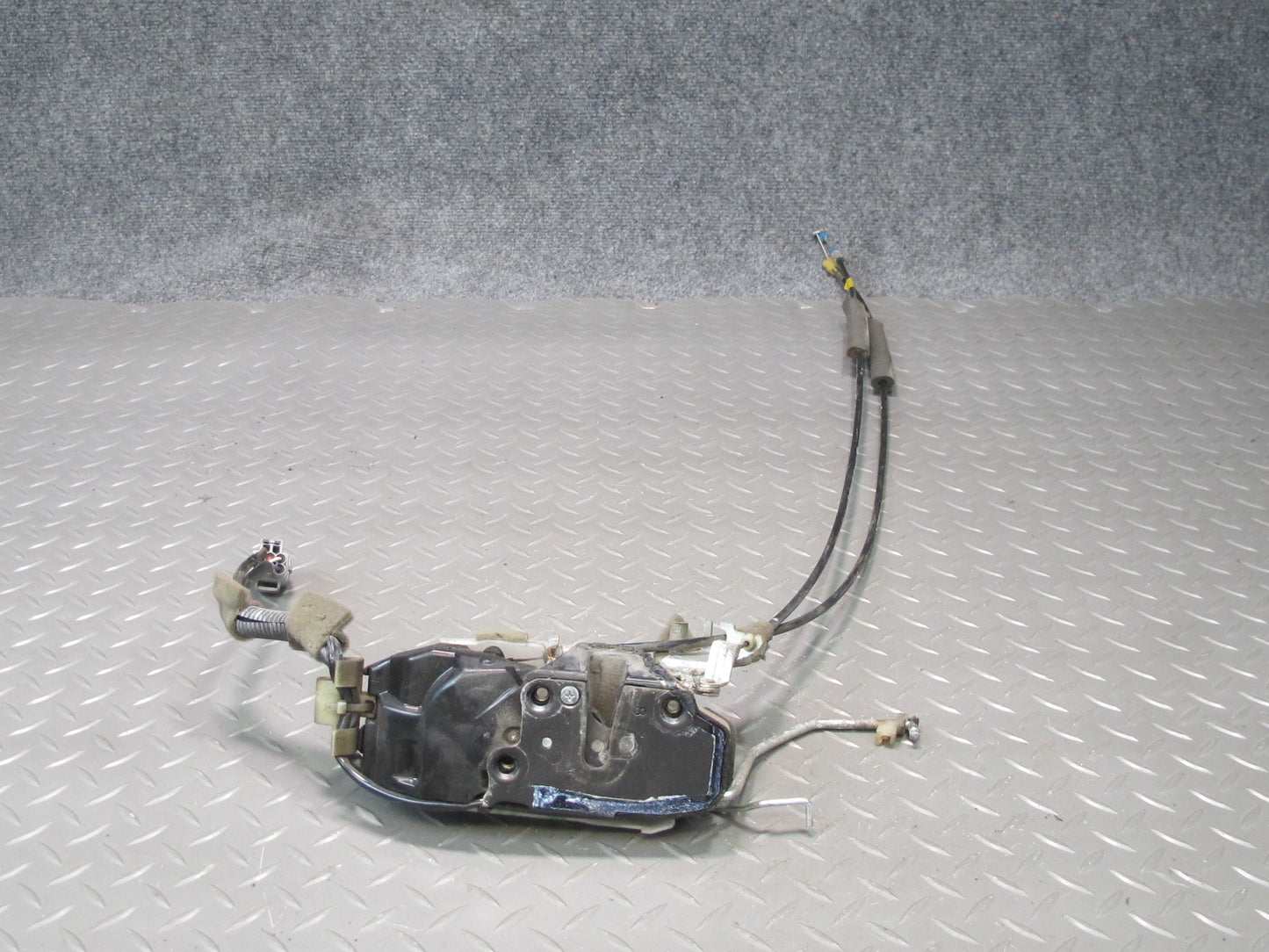 92-00 Lexus JZZ31L SC400 SC300 Front Right Pass Door Lock Latch Actuator OEM