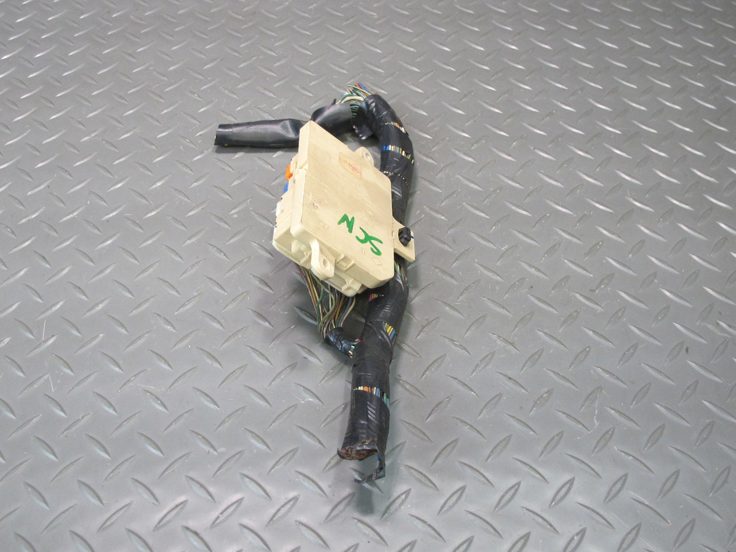 92-00 Lexus JZZ31L SC400 SC300 Interior Cabin Fuse Relay Junction Box OEM