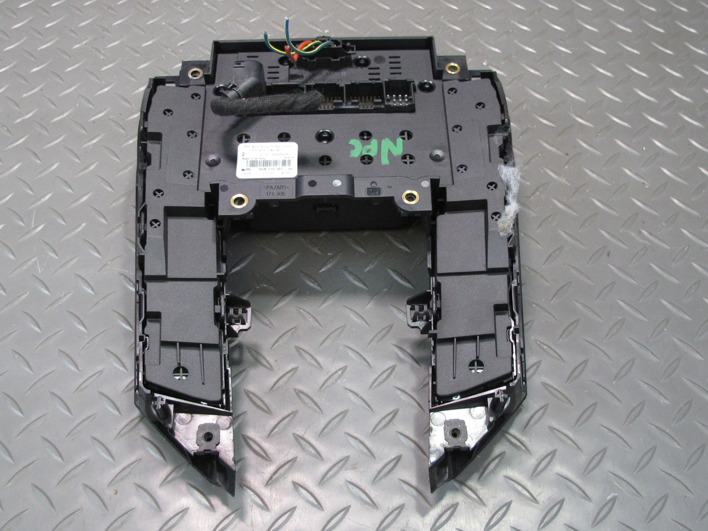 2011-2014 Porsche Cayenne 958 Front A/C Climate Control Temp Switch Unit