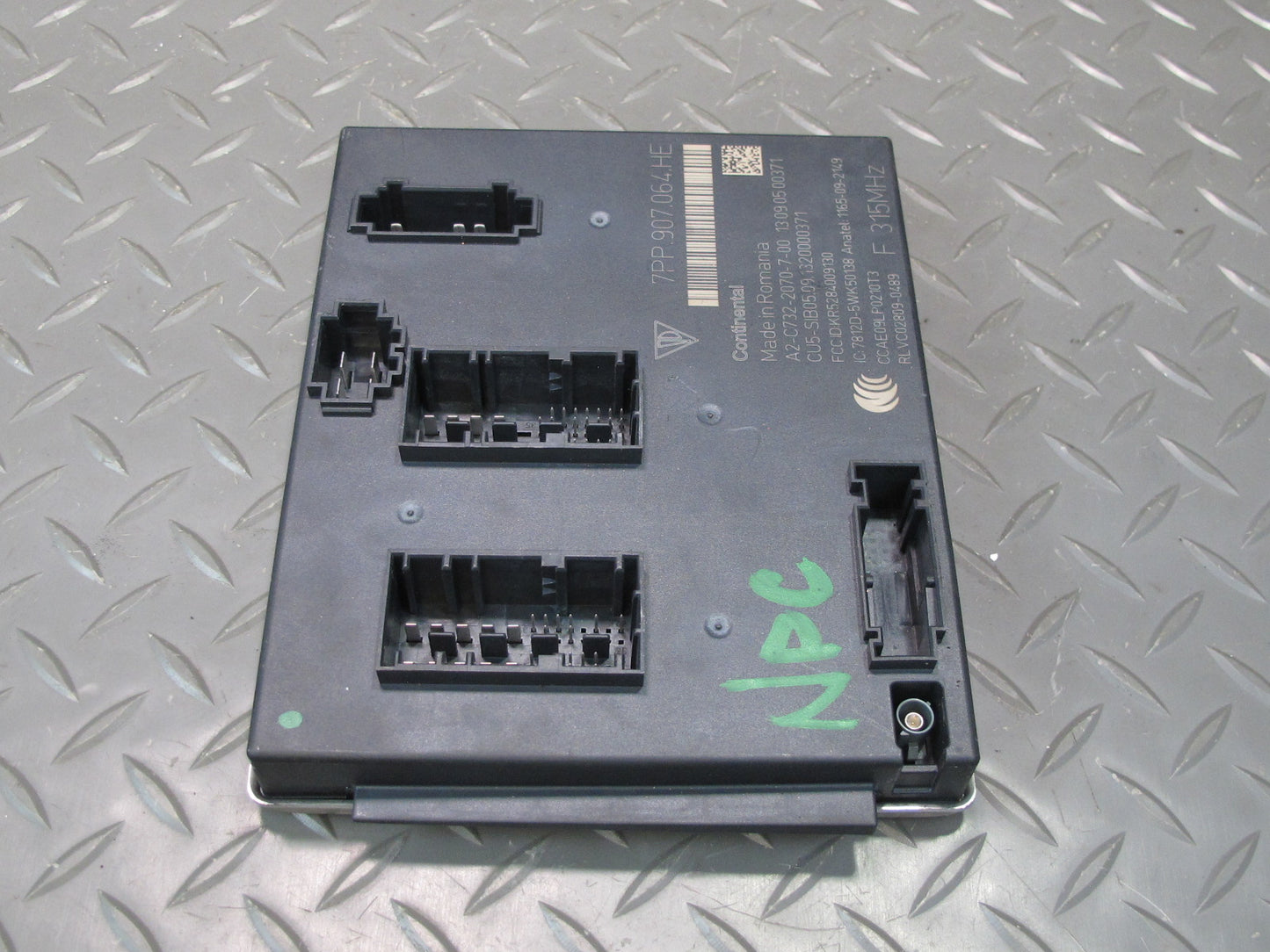 2013-2014 Porsche Cayenne S 958 BCM BCU Body Control Module Unit 7PP907064HE