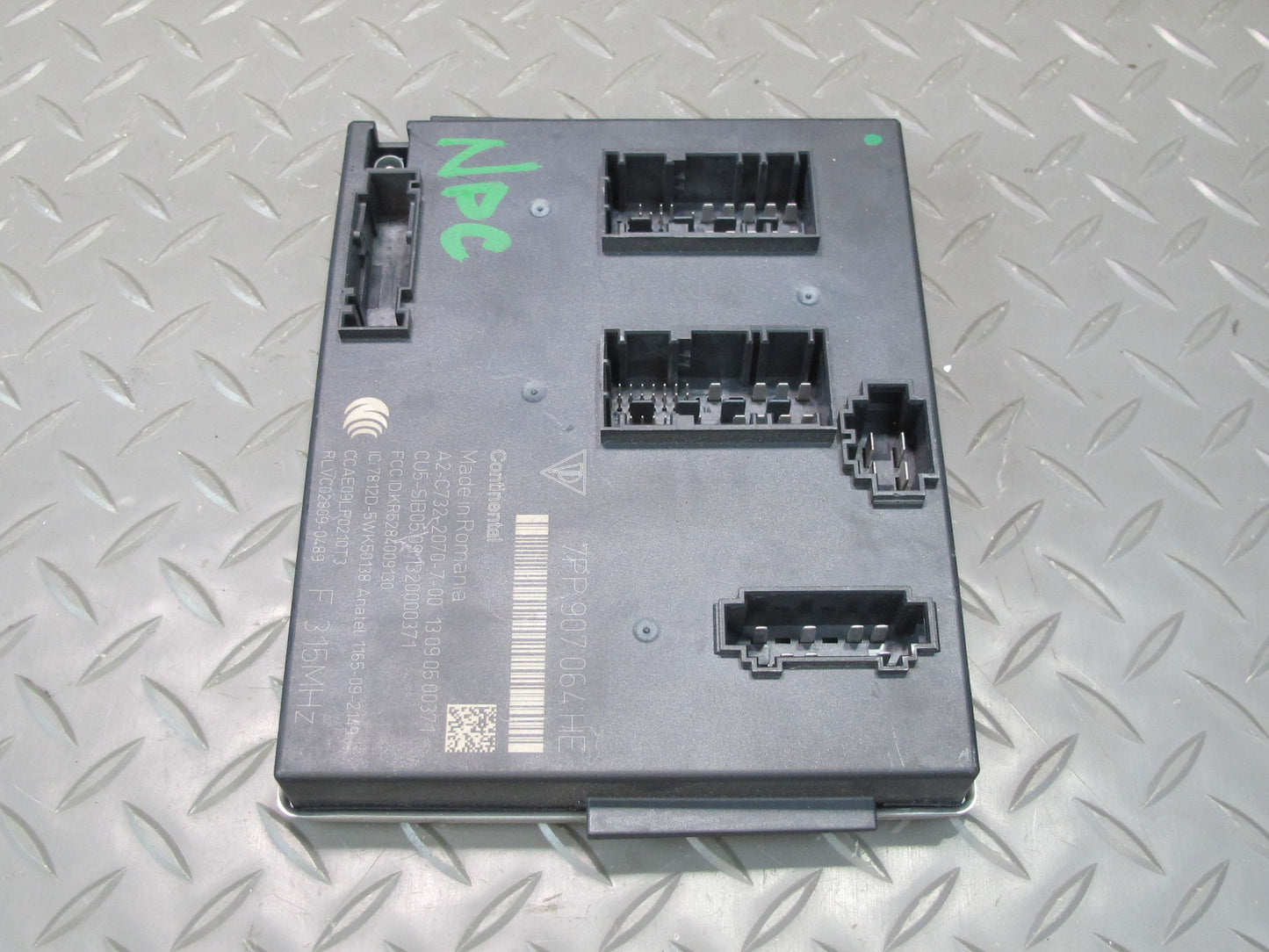 2013-2014 Porsche Cayenne S 958 BCM BCU Body Control Module Unit 7PP907064HE