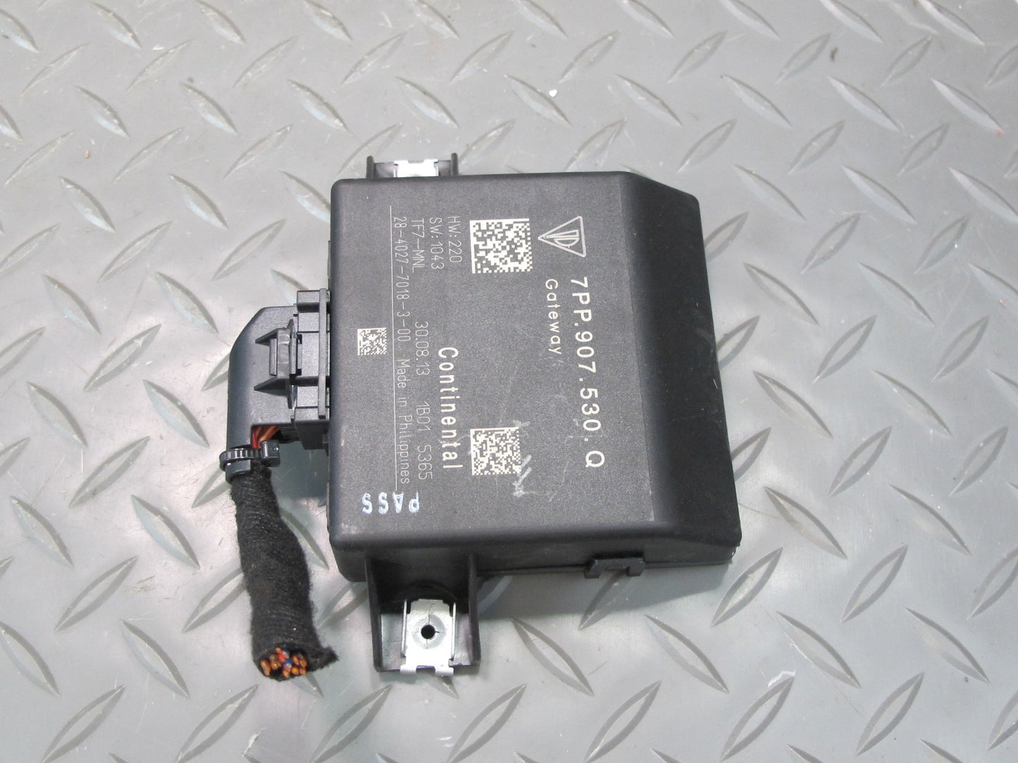 2013-2014 Porsche Cayenne S 958 Gateway Control Module Unit 7PP907530Q